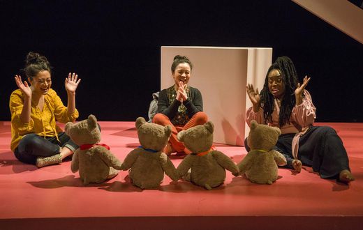 'Mothers' Review: Mommy and Me and the Apocalypse