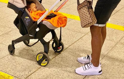 Ommy Dimpoz with his Baby