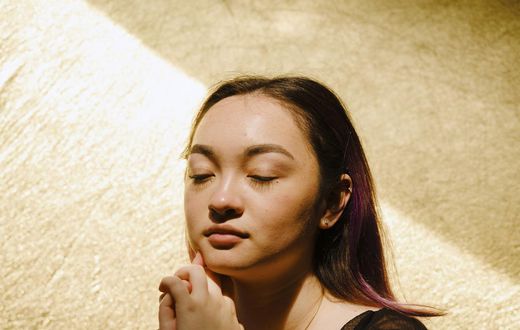 A Teenager, Her Ukulele and a Bedroom Pop Empire-in-the-Making