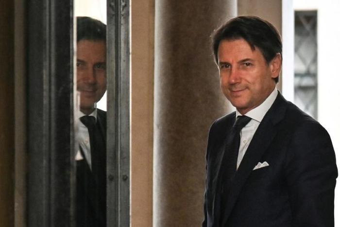 Italian Prime Minister Giuseppe Conte is to set unveil his new cabinet on Wednesday