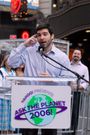 20 Tech Giants Before and After They Made It Big