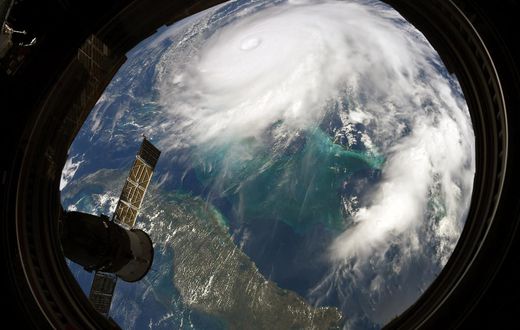 Hurricane Dorian's Reach Sprawls From Bahamas to Florida