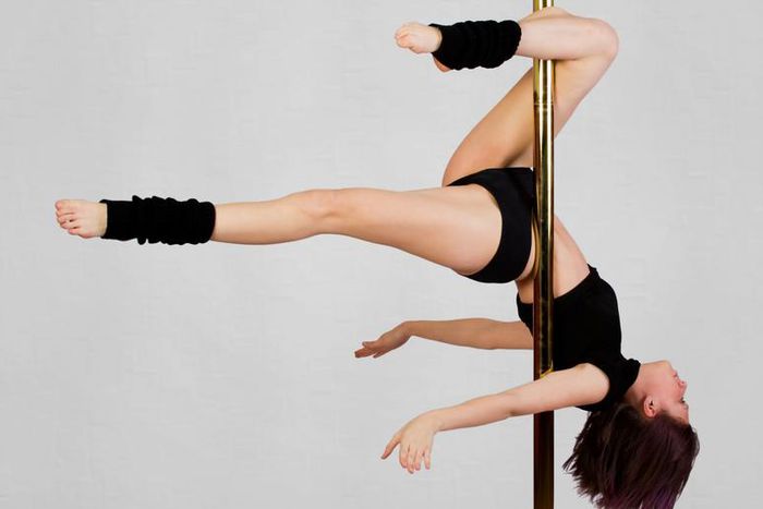 Women Are Trying to Set a New Pole-Dancing Record