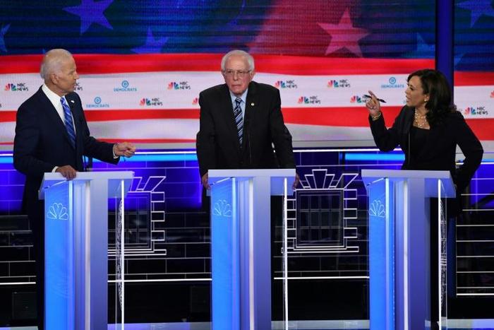 Former US Vice President Joe Biden (L) faced criticism over his stance on racial issues from California Senator Kamala Harris (R) in Democratic presidential debates last month