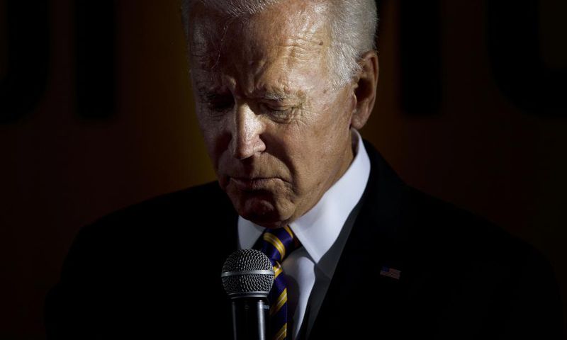 Biden and Democratic Rivals Exchange Attacks Over His Remarks on Segregationists