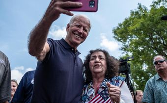 2020 Democrats Fan Out Across Iowa and New Hampshire on Labor Day