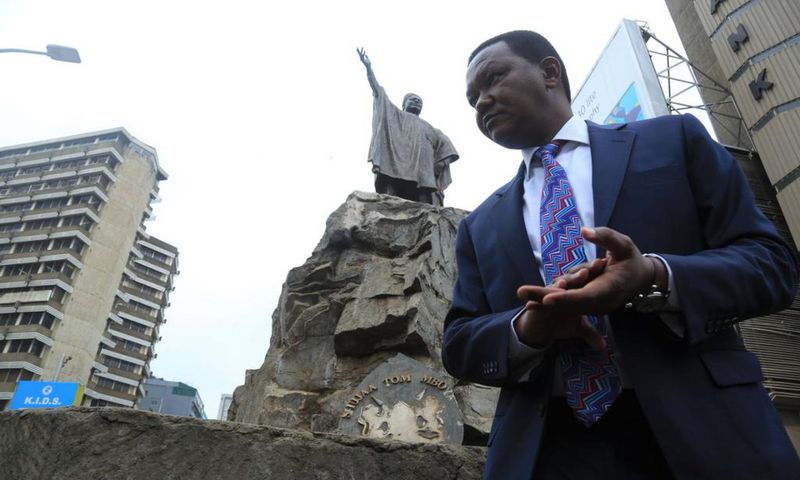 Governor Alfred Mutua addressing Kenyans at Nairobi CBD