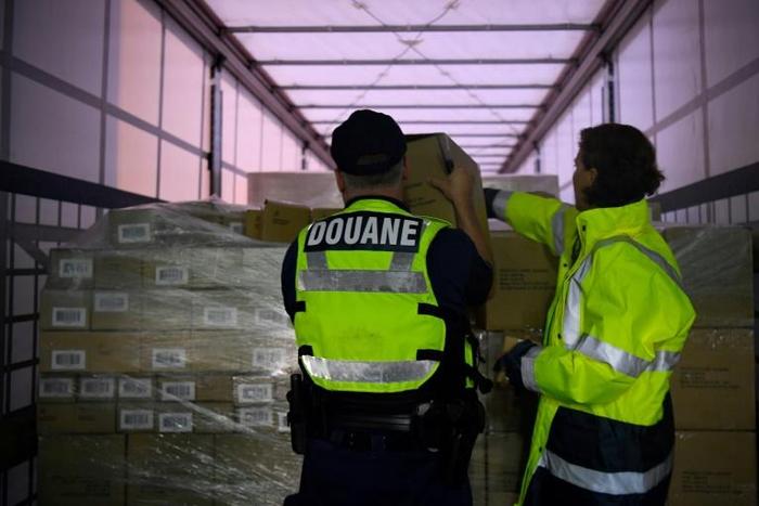 French customs officers checked goods in a lorry from Great Britain at the port of Ouistreham on Thursday, during France's first drill in case of a no-deal Brexit