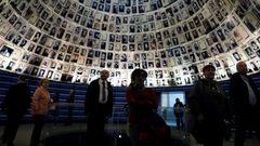 The journalists are set to visit Israel's Yad Vashem Holocaust Memorial and holy sites in Jerusalem