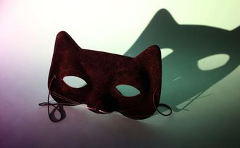 10 Non-Scary Ways To Bring BDSM Into The Bedroom