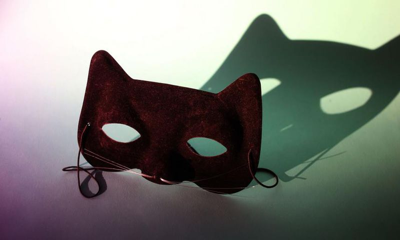 10 Non-Scary Ways To Bring BDSM Into The Bedroom
