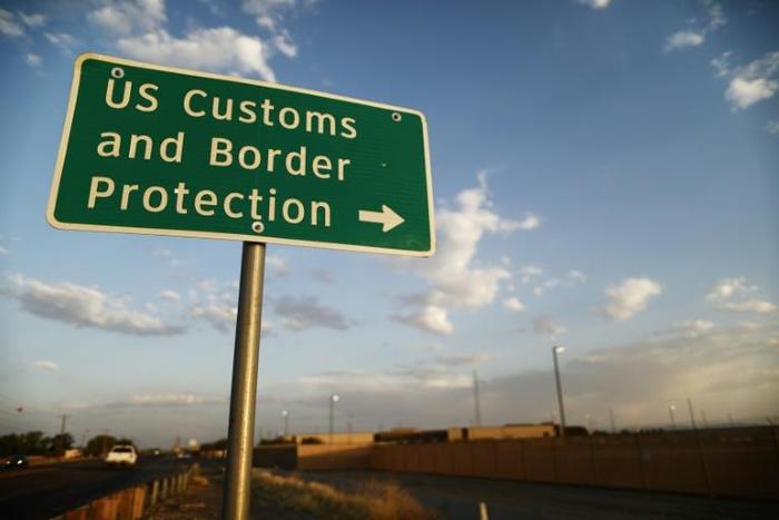 The acting secretary of the US Department of Homeland Security said he expects the number of migrants taken into custody at the US-Mexico border to drop by 25 percent in June