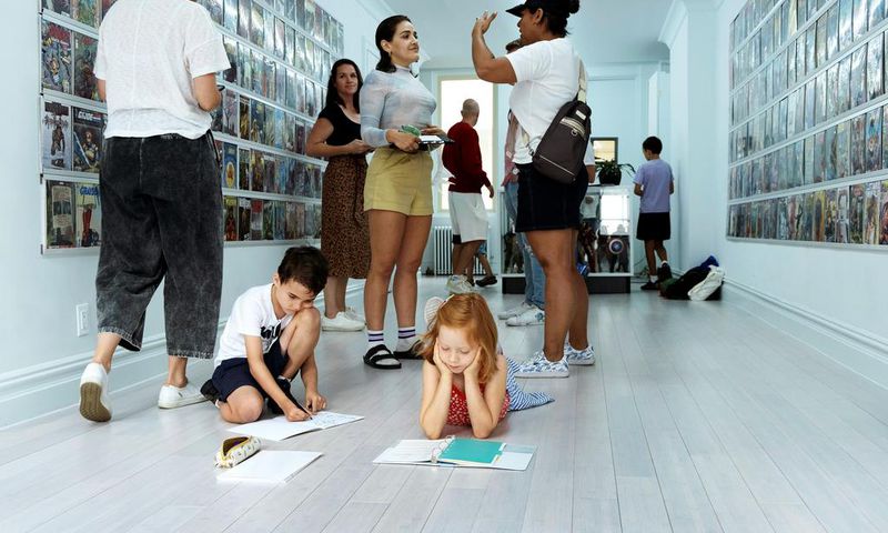 A Comic Store Where the Children Create