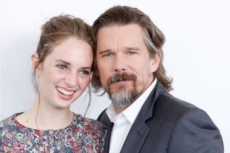 Ethan Hawke Loves Robin on 'Stranger Things'