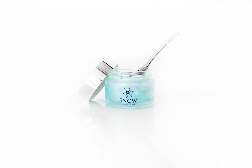 Exfoliating scrub