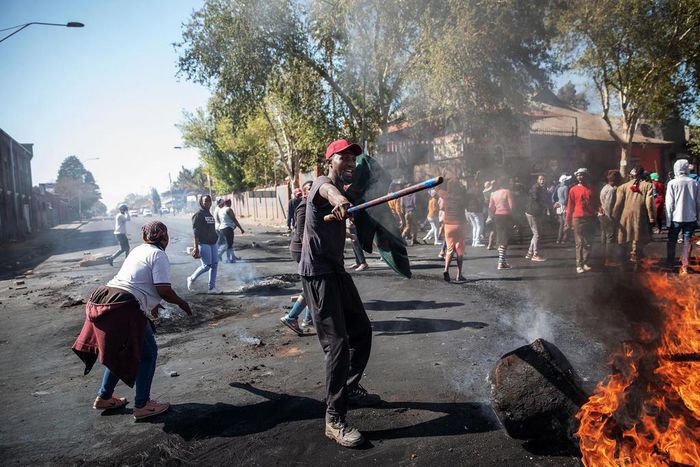 Gov't gives Kenyans in South Africa next directive after Xenophobic attacks