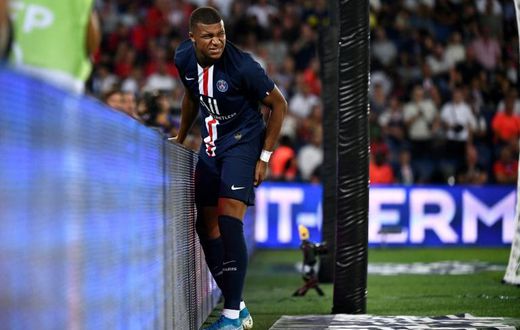 Kylian Mbappe injured his thigh against Toulouse
