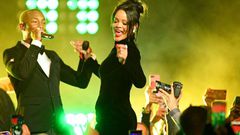 Fans Think Rihanna Might Be Pregnant