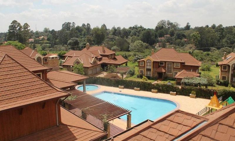 Ex Tetu MP Ndungu Gethenji and brother in heated exchange over control of posh Kihingo Village estate