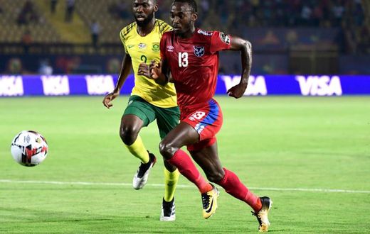 Highlands Park forward Peter Shalulile (R) playing for Namibia against South Africa during the 2019 Africa Cup of Nations in Egypt