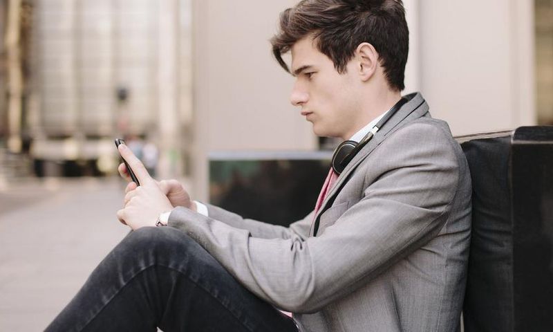 Why Getting Ghosted is So Confusing