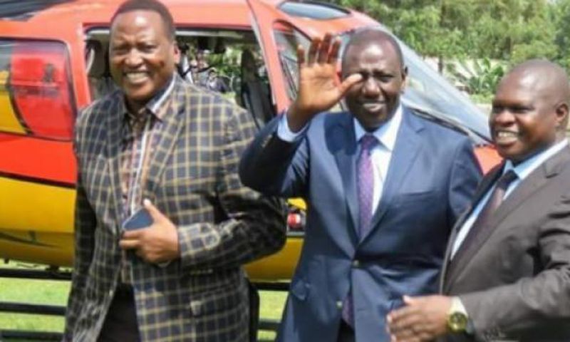 File image of Kitutu Chache MP Richard Onyonka (left) with DP William Ruto and Kisii County Deputy Governor Joash Maangi
