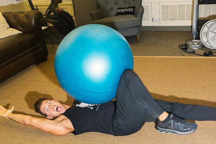 Carve Out Your Lower Abs With This One Move