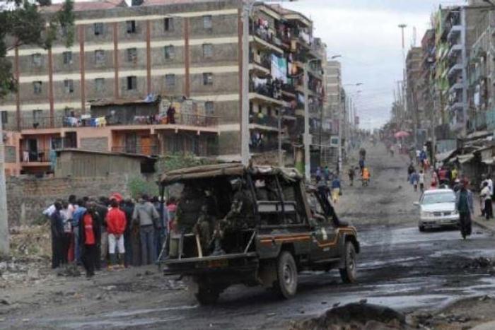 File image of police on patrol in Nairobi's Mathare area