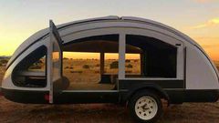 This Electric Trailer Is a Featherweight Beast