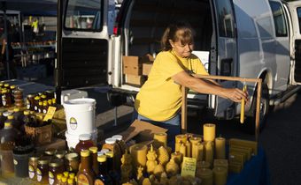 Amid the Kale and Corn, Fears of White Supremacy at the Farmers Market