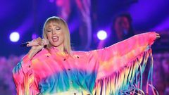 Inside, agents said, were folders of financial reports labeled with names of journalists, judges, cult experts and others, including Sen. Chuck Schumer; then-state Attorney General Eliot Spitzer; and state Senate Majority Leader Joseph L. Bruno.