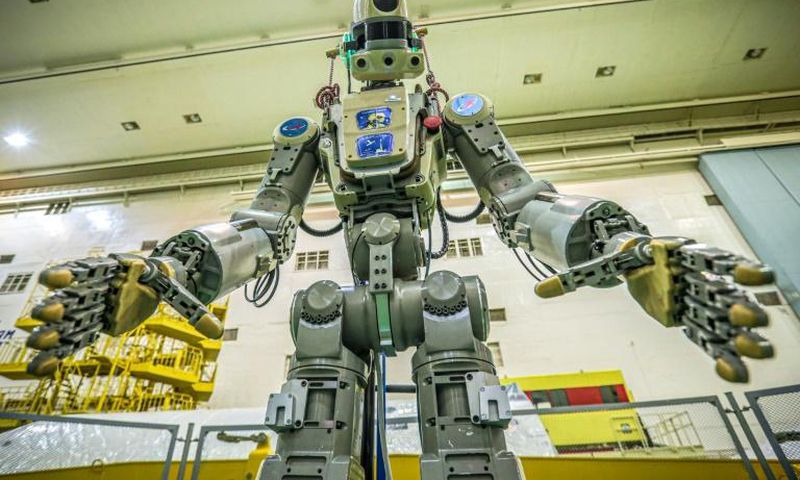 Russian robot Fedor cannot fulfill his mission to replace human astronauts on space walks, officials say