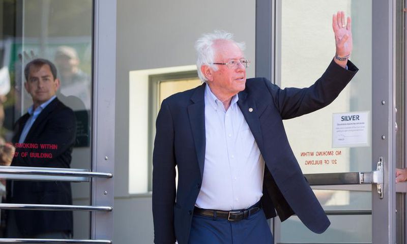 Bernie Sanders' Heart Issue Pauses Campaign Events