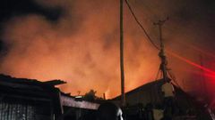 Fire breaks out in Laini Saba, Kibera, 300 structures burnt down (Twitter)