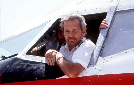 Over a horrific 17 days in 1985, TWA pilot John Testrake was forced to crisscross the Mediterranean with his 153 passengers and crew members