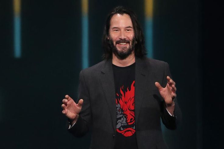 Keanu Hasn't Aged a Day in 'Bill & Ted' Set Photos