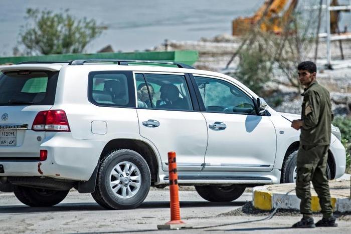The German delegation arrives on the Syrian side of the Simalka border crossing, ahead of crossing into Iraq