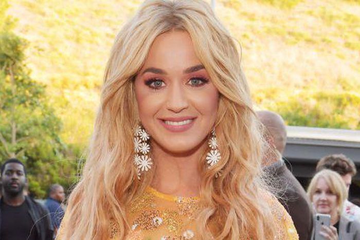 Dear Katy Perry, Please Stop Doing Enemas