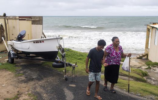 Tropical Storm Karen's Rains Begin to Soak Puerto Rico