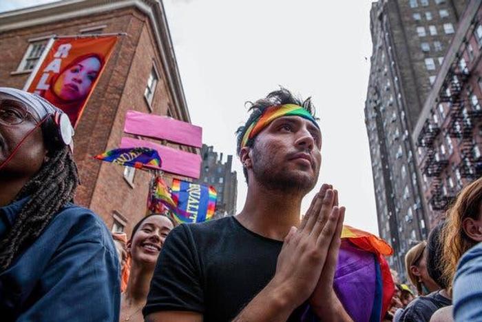 'everybody ain't surfing this rainbow wave' Class divisions in gay rights