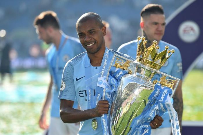 Is Fernandinho the answer to Manchester City's defensive woes?