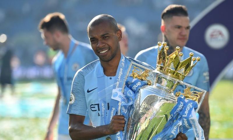 Is Fernandinho the answer to Manchester City's defensive woes?