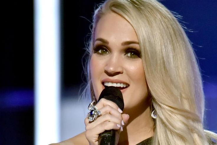 Carrie Underwood Shared A Photo Of Her Mobile Gym