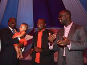 Raila Odinga with Simba Arati and Ken Okoth. The ODM Party Leader has given the final word on the Late Kibra MP's funeral arrangements