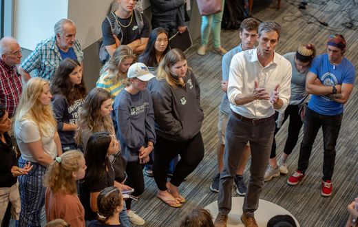 O'Rourke Urges Financial Giants to Cut Services for Gun Sales