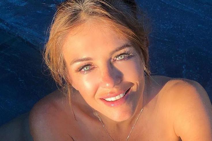 Elizabeth Hurley Looks Naked In New Photo