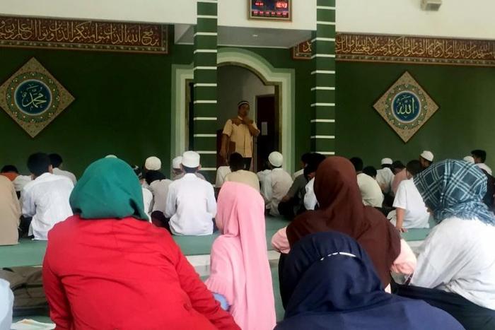 A new scheme in Indonesia aims to rehabilitate childen whose parents were suicide bombers or those directly involved in terror plots