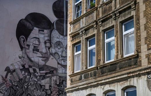 A new urban culture project in the German city of Halle, 170 kilometres (around 100 miles) southwest of Berlin, aims to promote social cohesion by transforming communist era tower blocks into monumental masterpieces