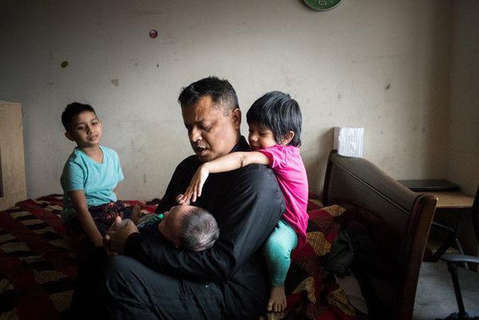 'They were conned' how reckless loans devastated a generation of taxi drivers