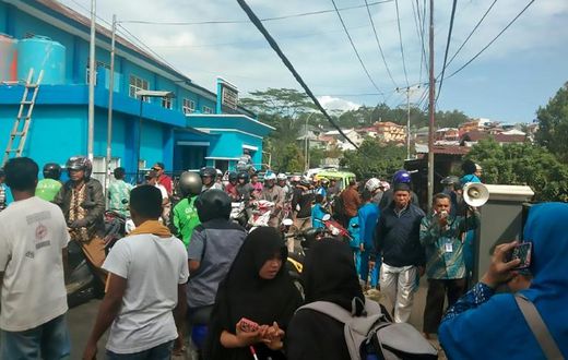 Terrified residents ran into the streets as buildings fell in around them